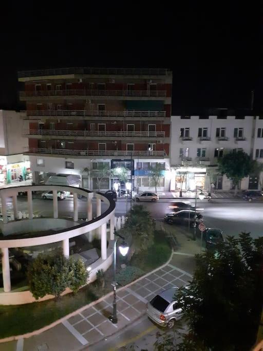 Μοντέρνο Διαμέρισμα - Stylish Appartment Loutraki Exteriér fotografie